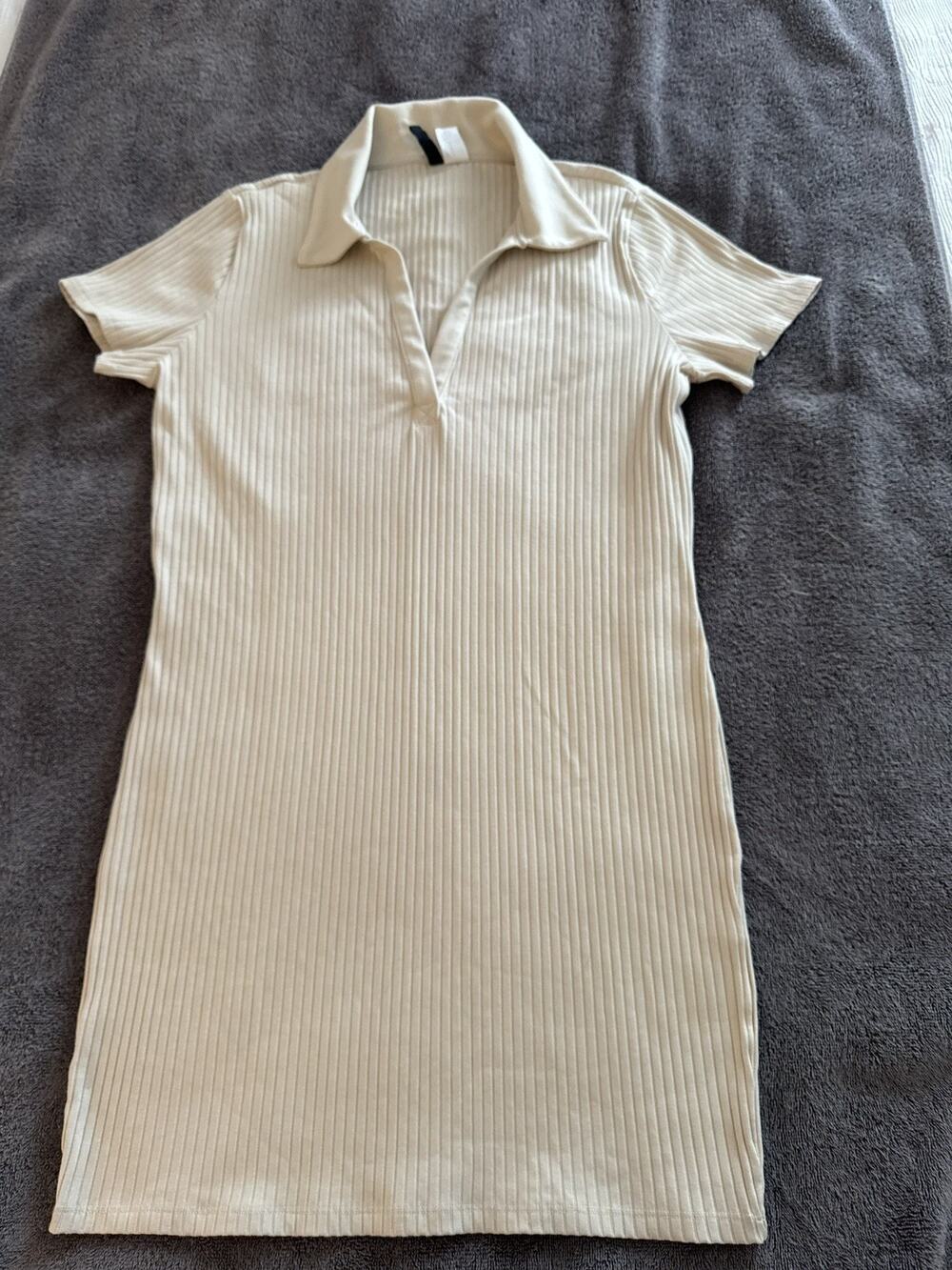 H&M Cream Beige Dress Polo Collar Short Sleeve Ribbed Clean Girl Preppy Neutral